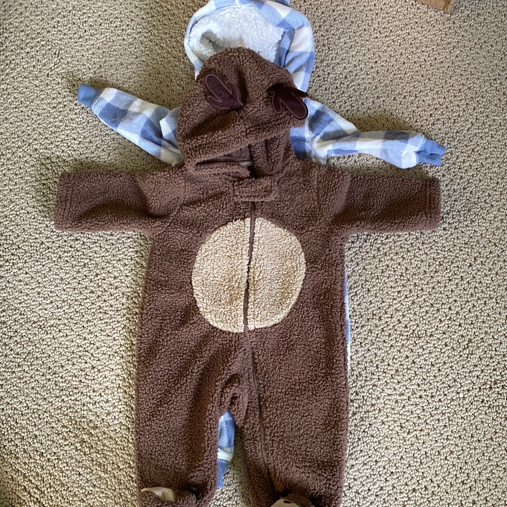 Set of 2 Fuzzy Zip ups with hoods